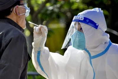 चीन का दावा, कोविड-19 के मामलों और मौतों में आई भारी गिरावट