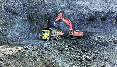 वाणिज्यिक नीलामी के तहत सरकार को 36 कोयला खदानों के लिए 99 बोलियां मिली