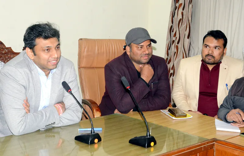 मुजफ्फरनगर में नए जिलाधिकारी अरविंद मलप्पा बंगारी ने संभाला चार्ज,एसडी मार्किट प्रकरण में कानून सम्मत कार्यवाही होगी