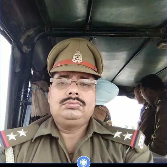 अपनी ही चौकी में रिश्वत लेते धरा गया दरोगा, कानपुर की एंटी करप्शन टीम ने किया गिरफ्तार