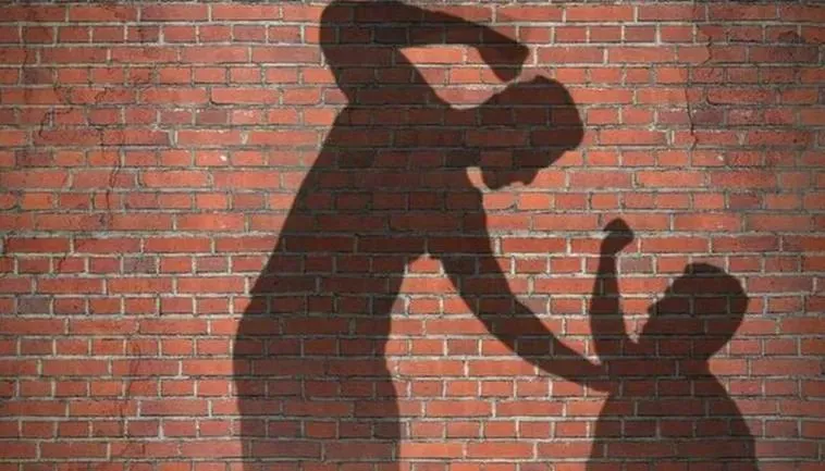 नोएडा में युवक के साथ मारपीट कर,दी जान से मारने की धमकी