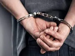 नोएडा पुलिस ने 500 ग्राम गांजे के साथ तस्कर को किया गिरफ्तार