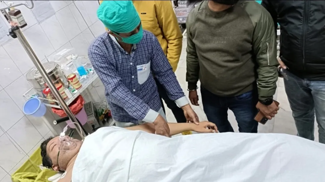 मुरादाबाद में विश्व हिन्दू परिषद के सह जिला मंत्री को गोली मारी, नगर निगमकर्मी ने चलाई थी गोली