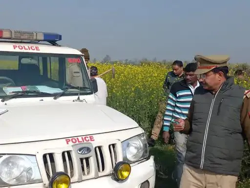 मुजफ्फरनगर में खेतों में मिले अवशेष,गौवंश बताकर बीजेपी नेता ने किया हंगामा, पुलिस ने की जांच शुरू