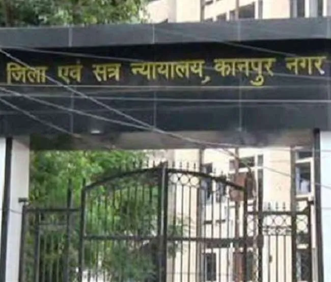 जिला जज करते है वकीलों की बेइज्जती, वकीलों ने की हड़ताल, दिल्ली तक पहुंचे शिकायत लेकर