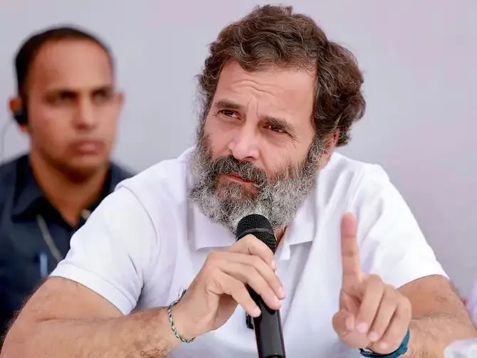 राहुल गांधी के प्लेन लैंडिंग में मुकदमा दर्ज, अजय राय के खिलाफ एयरपोर्ट अथॉरिटी ने कराई एफआईआर