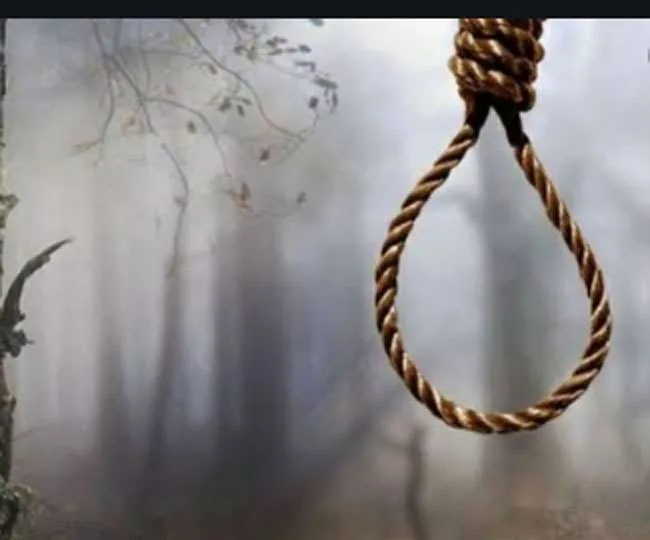 मरने से पहले लिखा सुसाइड नोट.. सॉरी मम्मी, इसके सिवा कोई नहीं चारा, मुझे माफ कर देना..