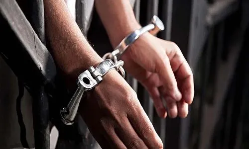 दिल्ली के दुकान मालिक ने रची खुद से लूट की झूठी साजिश, पुलिस ने किया गिरफ्तार