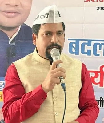 एमसीडी में 15 साल में किए भ्रष्टाचार उजागर होने के डर से मेयर नहीं बनने दे रही भाजपा : संजीव झा