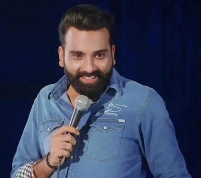 अनुभव सिंह बस्सी ने स्टैंड-अप स्पेशल ‘बस कर बस्सी’ के टाइटल के पीछे की बतायी कहानी