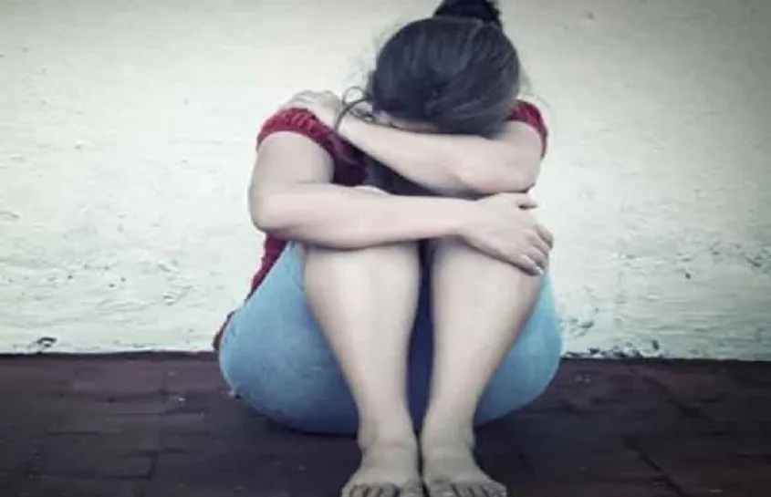 नोएडा में हापुड़ की छात्रा से रेप, धर्म परिवर्तन की दी थी धमकी,आरोपी बोला- श्रद्धा की तरह टुकड़े-टुकड़े कर फेंक दूंगा !