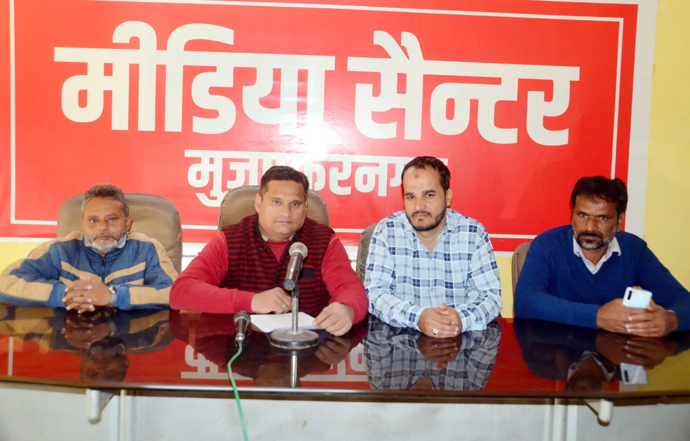 मुज़फ्फरनगर में दबंगों ने कब्जाया मकान, चौकी इंचार्ज पर भी साज़िश में शामिल होने का है आरोप