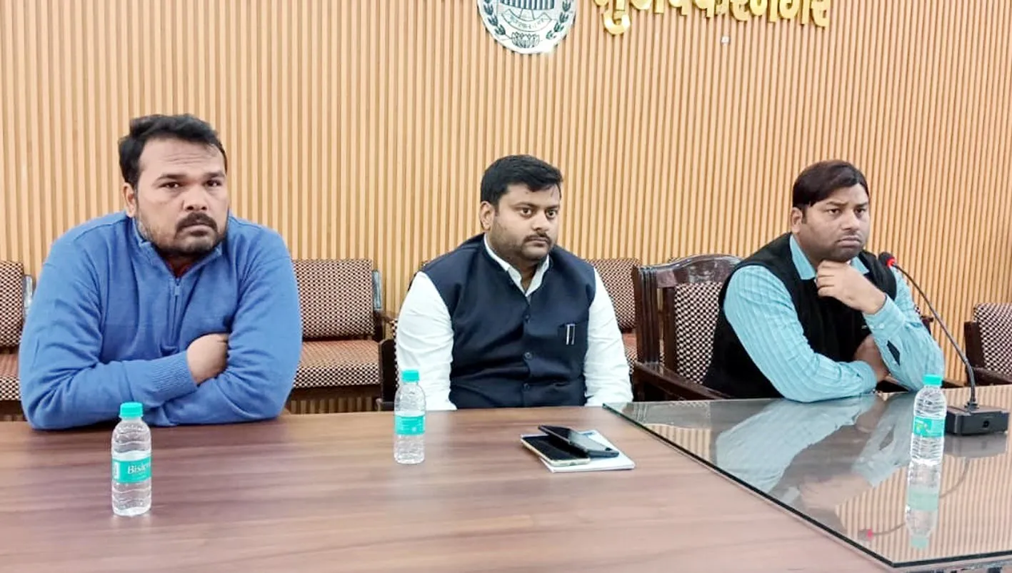 मुज़फ़्फ़रनगर में रात 10 बजे के बाद डीजे बजाया तो होगी कानूनी कार्यवाही,112 पर कॉल करें: एडीएम