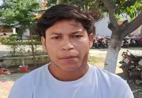 बिजनौर में बोतल में रखा पानी पीने पर दलित छात्र की प्रिंसिपल ने की पिटाई, मुकदमा दर्ज