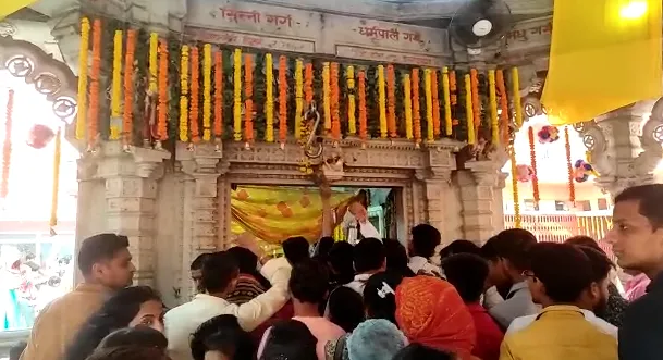 Mahashivratri पर गाजियाबाद के प्रसिद्ध भगवान दूधेश्वर नाथ मंदिर में लगा शिवभक्तों का तांता