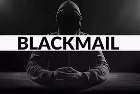 कैराना में ब्लैकमेलर की हरकतों पर नही लगा लगाम, दी तहरीर