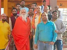 रामविलास वेदांती बोले- मुलायम ने हिंदू-मुसलमान को लड़ाया,  अब बेटा हिंदुओं को लड़ाने का काम कर रहा