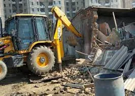 बिसरख में चला ग्रेटर नोएडा प्राधिकरण का बुल्डोजर, मुक्त कराई करीब 50 करोड़ की जमीन