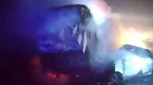 हमीरपुर में कार-डंपर की जोरदार भिड़ंत, दो की मौत, चार घायल