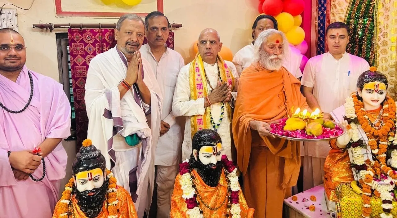 सम्पूर्ण मानव जाति के पथ प्रदर्शक है शुकदेव मुनि: स्वामी ओमानंद