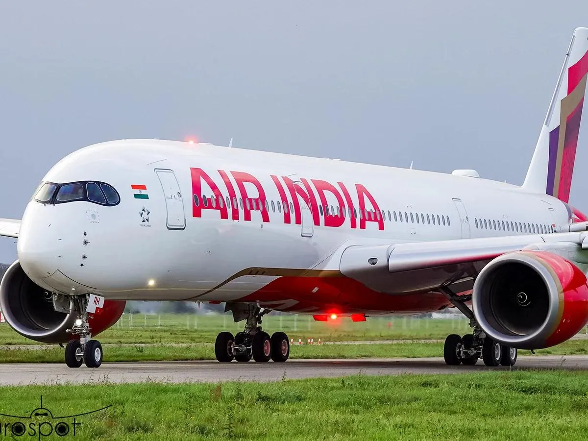 एयर इंडिया: जज को परोसा फंगस लगा खाना, केबिन क्रू ने की बदतमीजी, सरोजनी नगर थाने में शिकायत