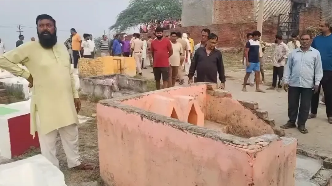 बागपत में दीपावली की रात सनातन देवताओं की प्रतिमाएं खंडित, सांप्रदायिक तनाव की आशंका,पुलिस ने शुरु की जांच