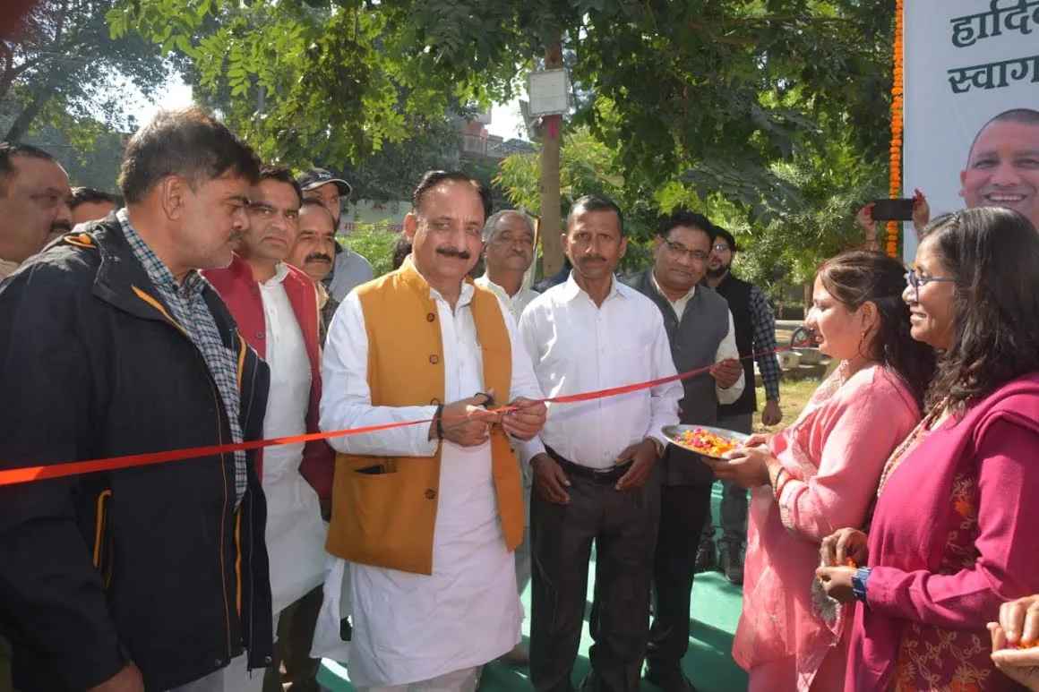 सहारनपुर खादी महोत्सव 2025-26 का उद्घाटन विधायक राजीव गुम्बर ने किया, स्वदेशी उत्पादों को बढ़ावा