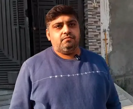 मुजफ्फरनगर के गांधी कॉलोनी में आवारा बंदरों का आतंक, खेलते बच्चे पर हमला कर किया घायल; दहशत में इलाके के लोग