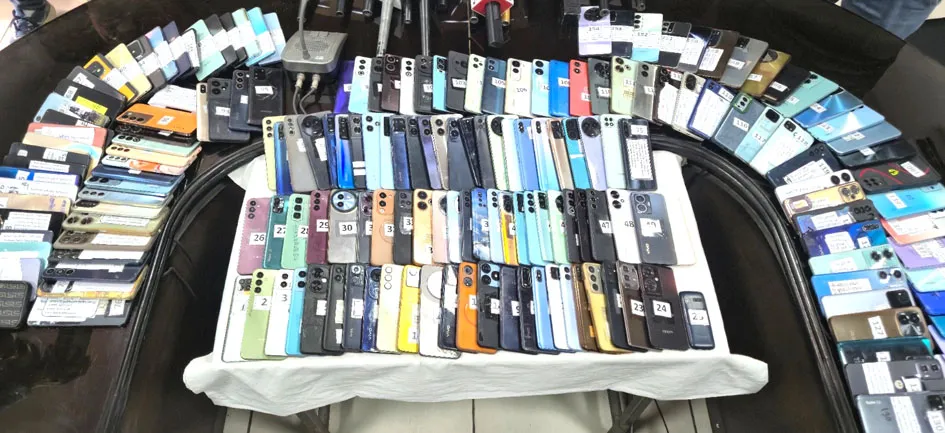 सहारनपुर: पुलिस ने 40 लाख के 180 मोबाइल बरामद कर उनके मालिकों को सौंपे