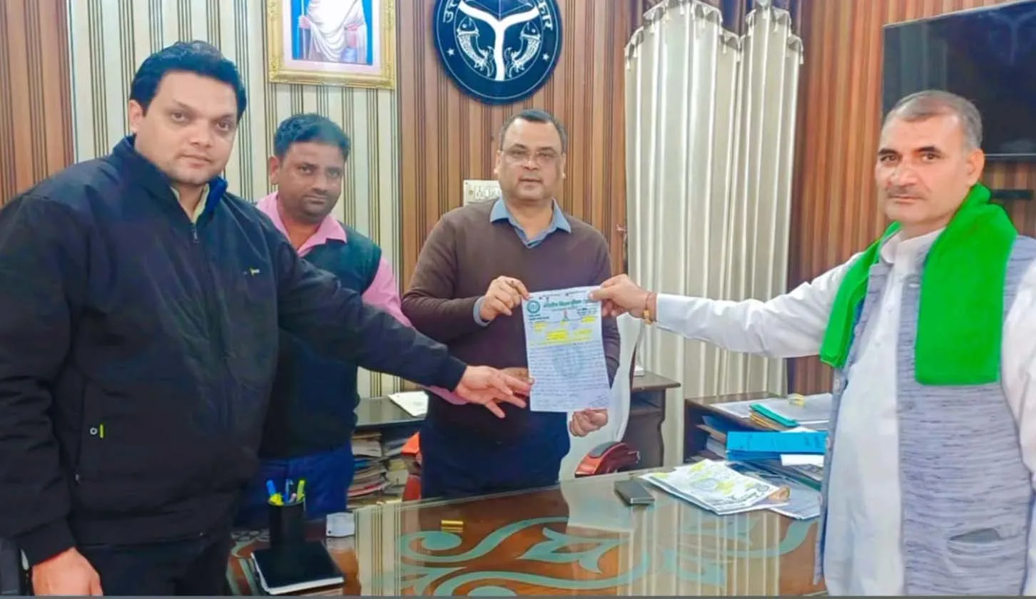 शामलीः पश्चिमी उत्तर प्रदेश में हाईकोर्ट बेंच की मांग, भाकियू ने एडीएम को सौंपा ज्ञापन