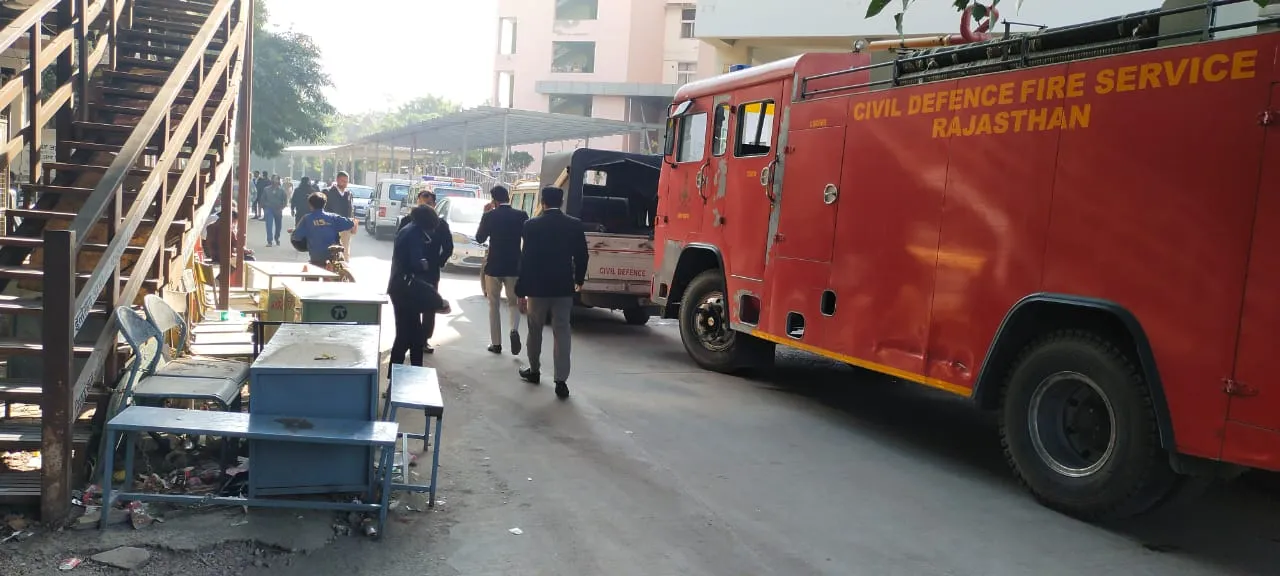 7ed2ee1145471ce183465099178a015f_1994720313R