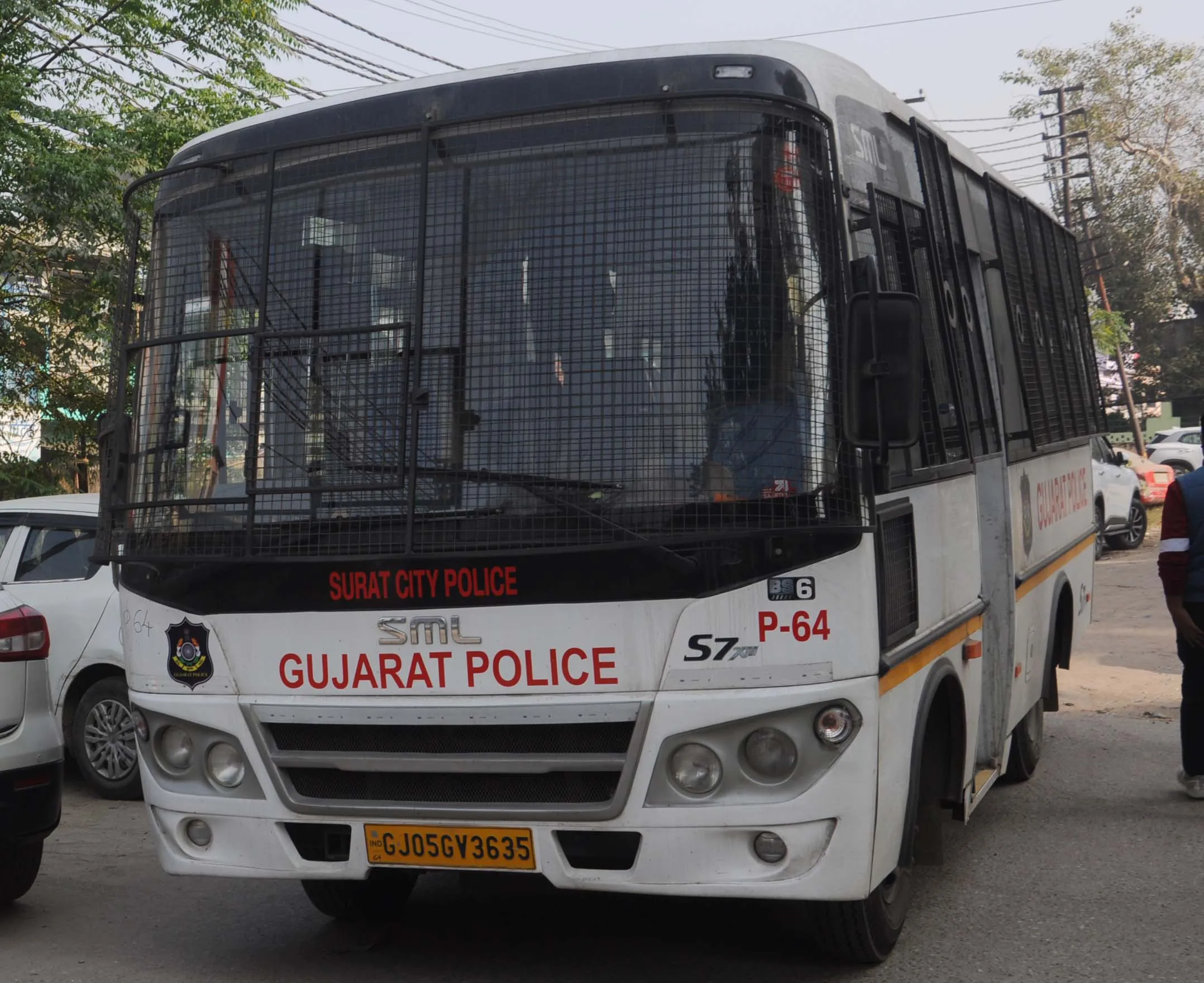 शामली के कुडाना गांव में गुजरात पुलिस की दबिश, वांछित बदमाश पकड़ से बाहर