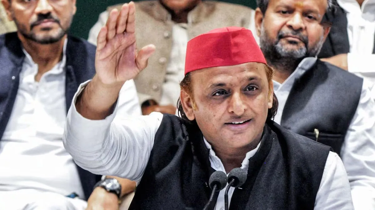 पुतिन का भारत दौरा: अखिलेश यादव ने उठाए सवाल, कहा- मदद नहीं, सिर्फ कारोबार के लिए आए हैं रूस के राष्ट्रपति