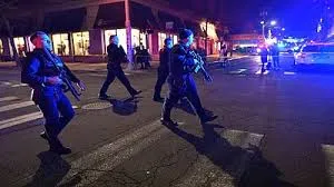 न्यूजीलैंड में गोलीबारी में एक व्यक्ति की मौत, तीन गंभीर रूप से घायल