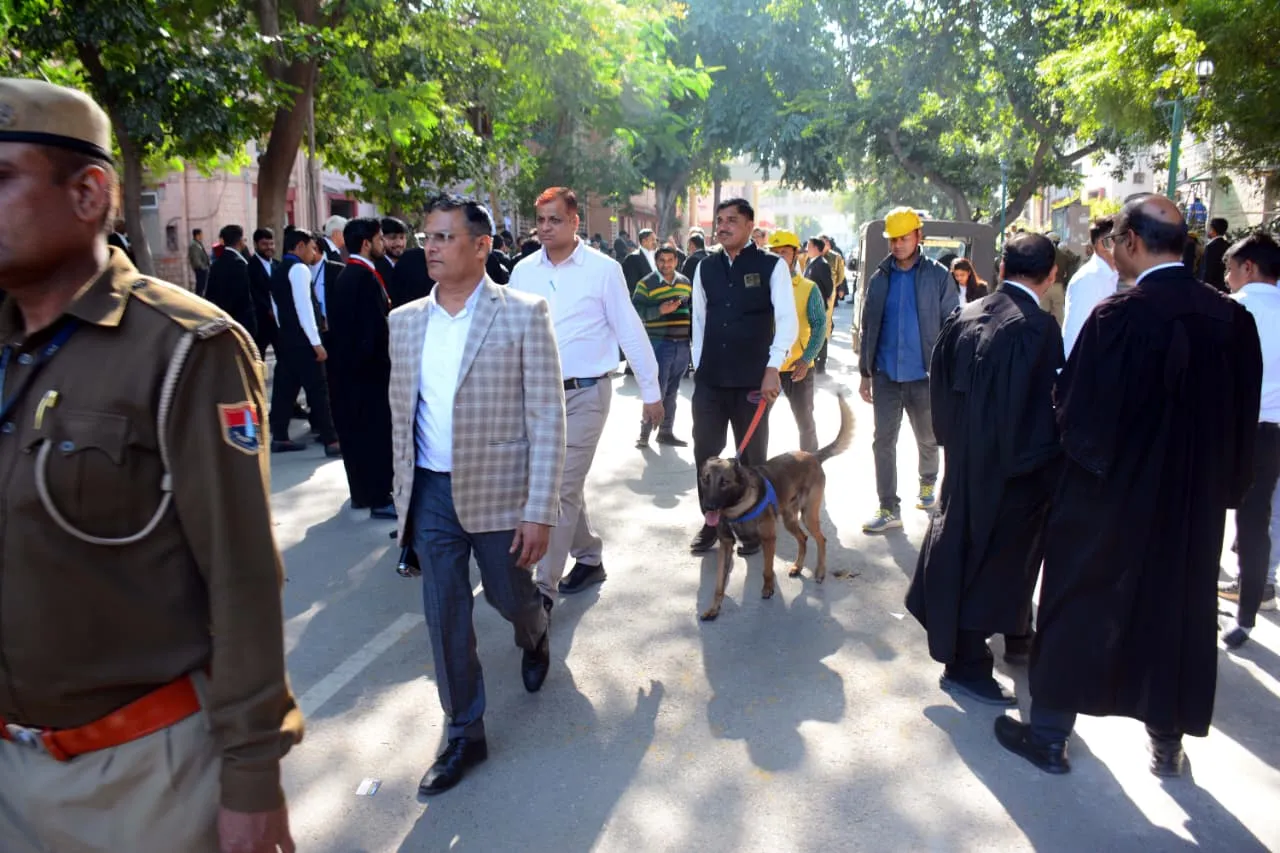 राजस्थान हाईकोर्ट को फिर मिली बम से उड़ाने की धमकी, सेशन कोर्ट की ऑफिशियल ई-मेल आईडी पर आया मेल, मेल में लिखा न्यायाधीशों के चेंबर-बाथरुम में किया बम को प्लांट