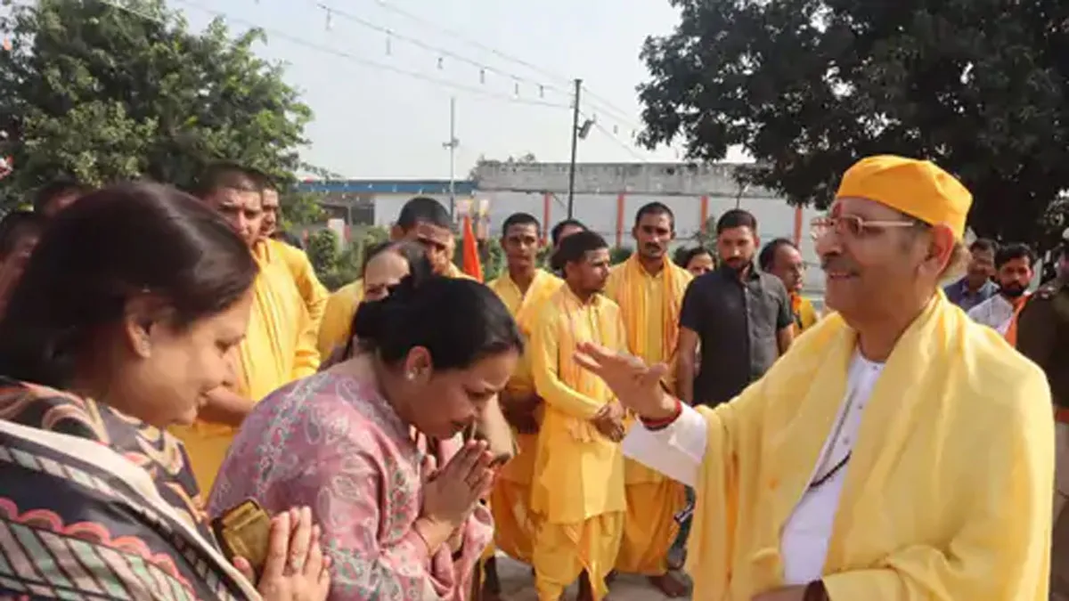 संभल में साधु-संतों की SIR पर खुली मुहर: सुधांशु महाराज बोले-जो इस देश के नहीं, उनसे कोई लेना-देना नहीं