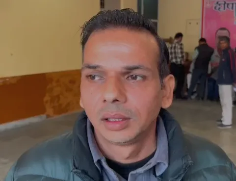 शामली में सिपाही ने गैंग बनाकर किया अपहरण और जबरन कराया बैनामा, भैंसवाल का ग्रामीण ने मांगी इच्छा मृत्यु की अनुमति  