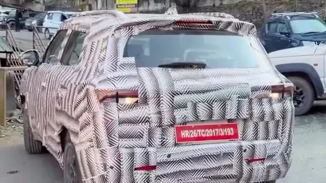 2026 Maruti Brezza Facelift का नया लुक मनाली टेस्टिंग में हुआ लीक बेहद दमदार फीचर्स के साथ आ रही नई एसयूवी