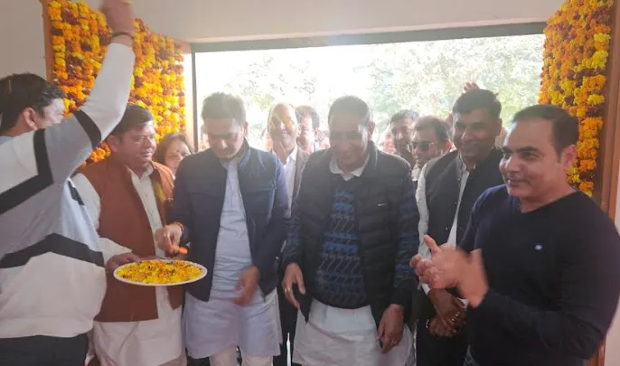 ग्रेटर नोएडा के तीन सेक्टरों में 6.5  करोड़ की लागत से बना कम्युनिटी सेंटर, विधायक ने किया शुभारंभ 