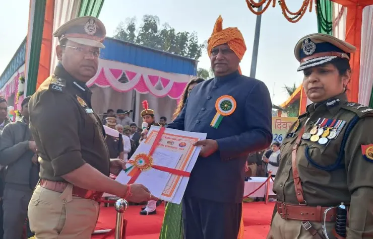 नोएडा-ग्रेटर नोएडा में 77वां गणतंत्र दिवस: भव्य परेड और सांस्कृतिक कार्यक्रमों की झलक