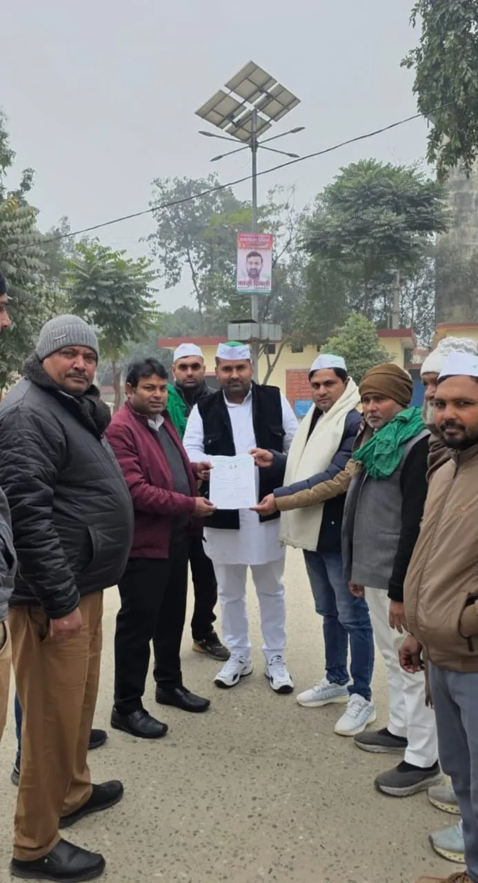 भाकियू तोमर का सदर तहसील पर हल्ला बोल: बेवरेज फैक्ट्री पर 'अवैध कब्जे' और 'प्रदूषण' के संगीन आरोप; आंदोलन की चेतावनी