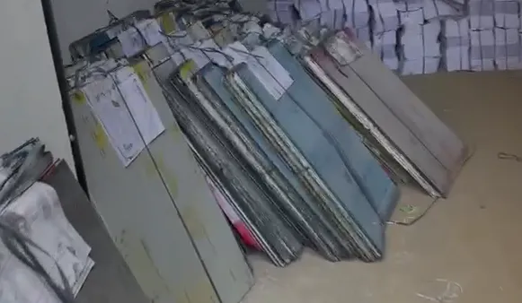 ग़ाज़ियाबाद में NCERT और क्राइम ब्रांच का बड़ा छापा, 32 हजार पायरेटेड किताबें जब्त