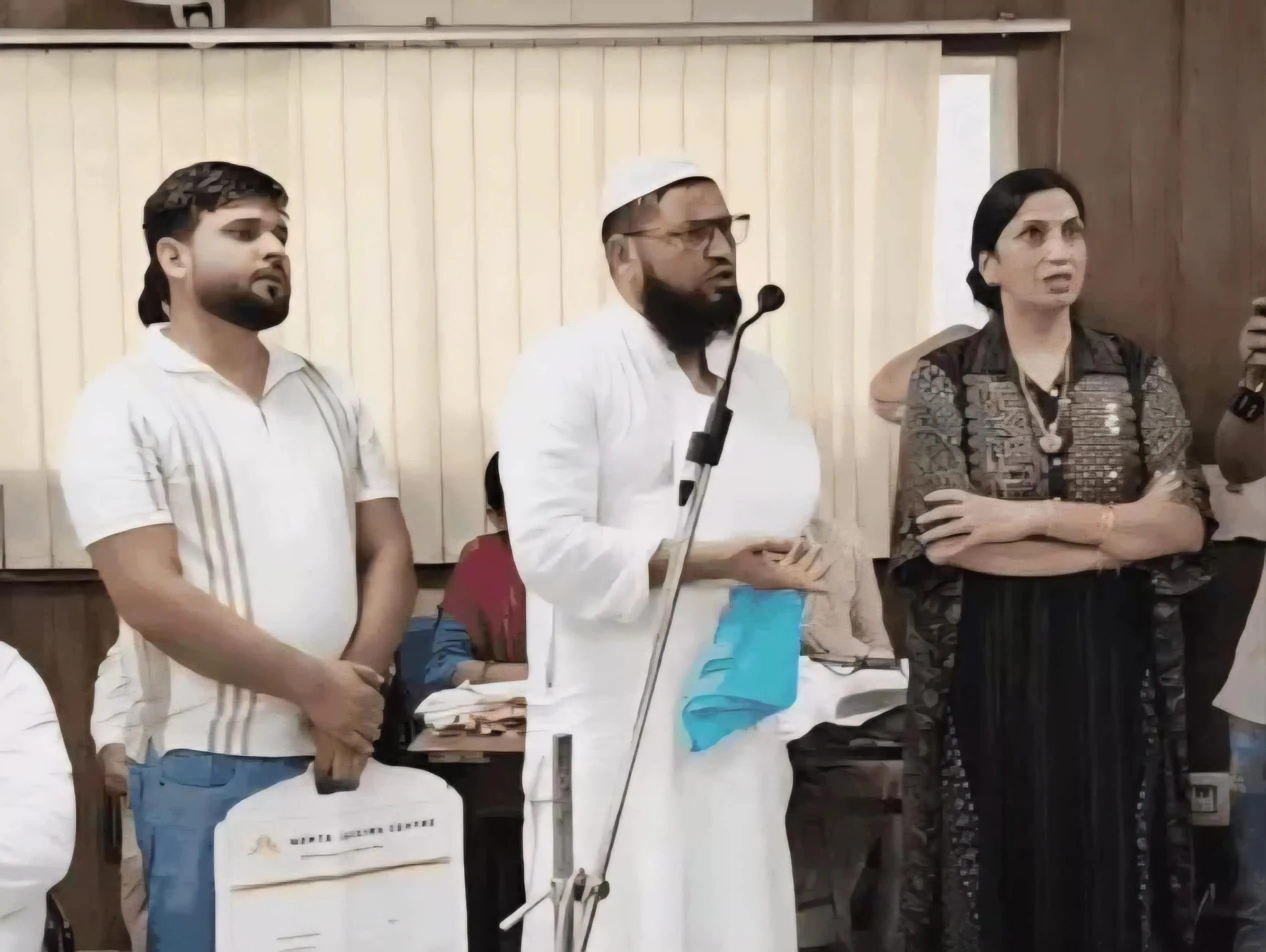 ऑपरेशन करके महिला के शरीर में छोड़ी थी पट्‌टी, आठ माह बाद डॉक्टरों पर एफआईआर