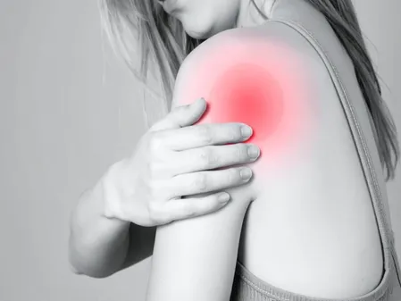 त्वचा से जुड़े रोग शरीर के अंदरुनी असंतुलन का संकेत, आयुर्वेद से जानें देखभाल का तरीका 