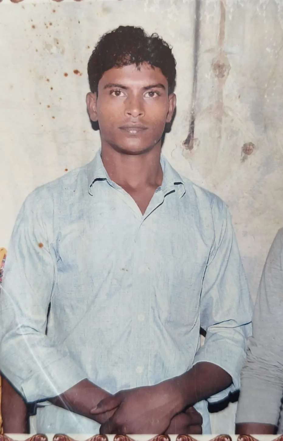 मुजफ्फरनगर में विद्युत विभाग की 'कातिल' लापरवाही: शटडाउन के बाद भी लाइन में दौड़ा करंट, संविदाकर्मी की मौत से भारी हंगामा