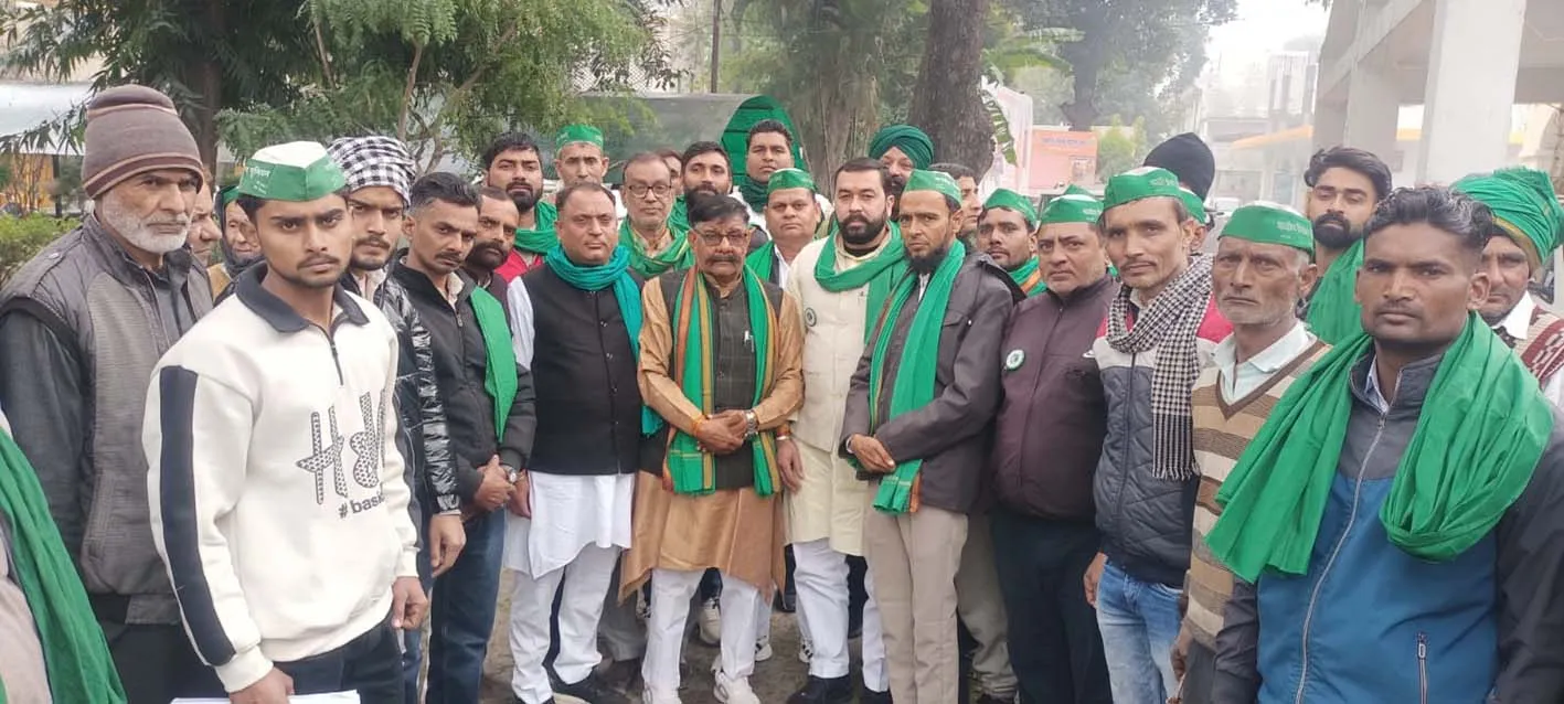 सहारनपुर में भाकियू रक्षक ने यूजीसी कानून की वापसी और बकाया गन्ना भुगतान की मांग को लेकर प्रशासन को ज्ञापन सौंपा