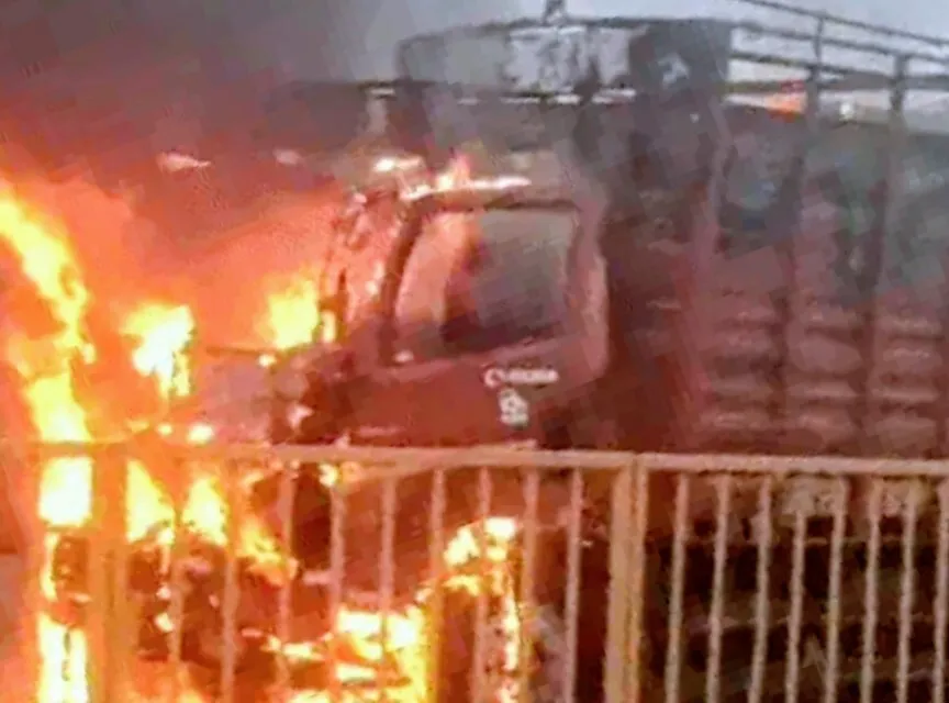 पानीपत में पेंट से भरे कैंटर में लगी भीषण आग, लाखों का माल राख, हाईवे पर लगा जाम