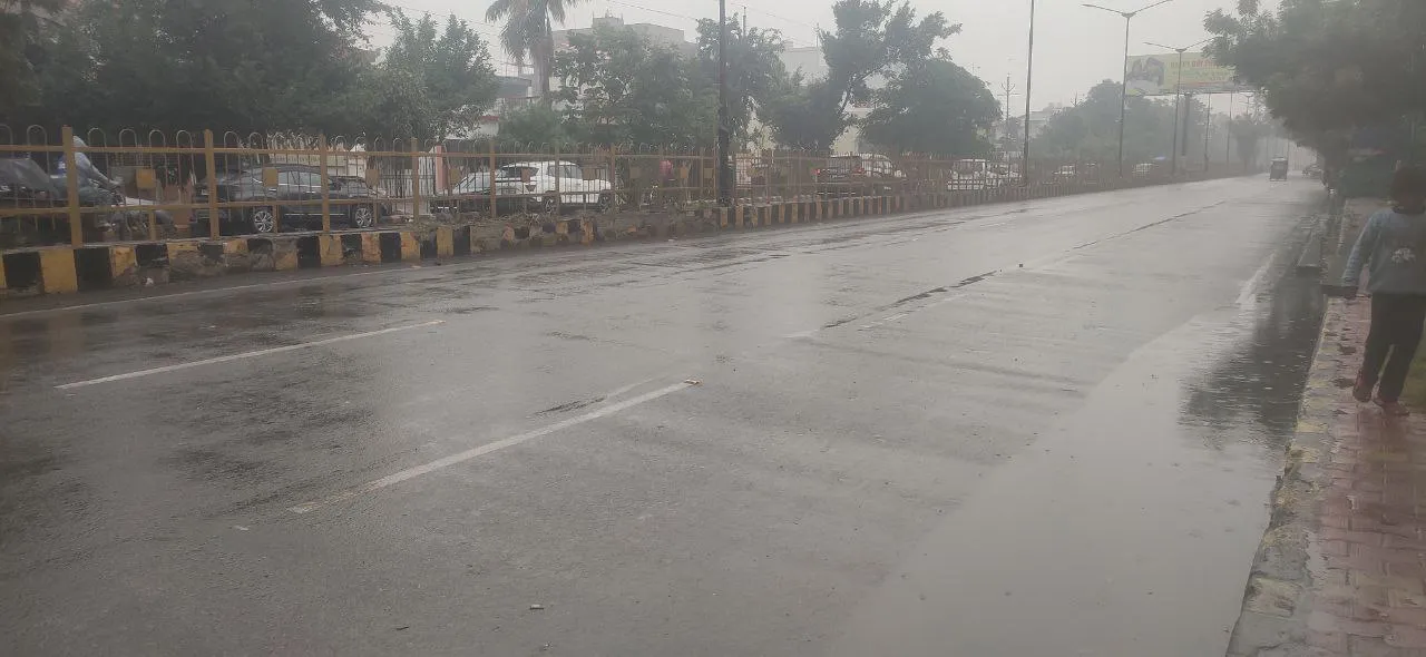 मेरठ में बारिश और ठंड का कहर, अधिकतम 19°C और न्यूनतम 9°C दर्ज, मौसम विभाग ने जारी किया अलर्ट