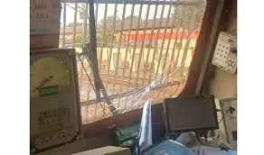 राजधानी एक्सप्रेस पर पथराव, इंजन का कांच क्षतिग्रस्त..आरपीएफ ने दर्ज किया मामला