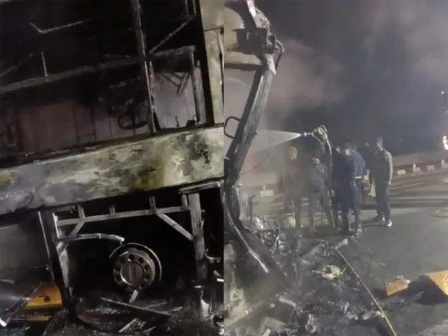छत्रपति संभाजीनगर में ट्रक से टकराई बस, आग लगने से एक की मौत, 31 यात्री बाल-बाल बचे